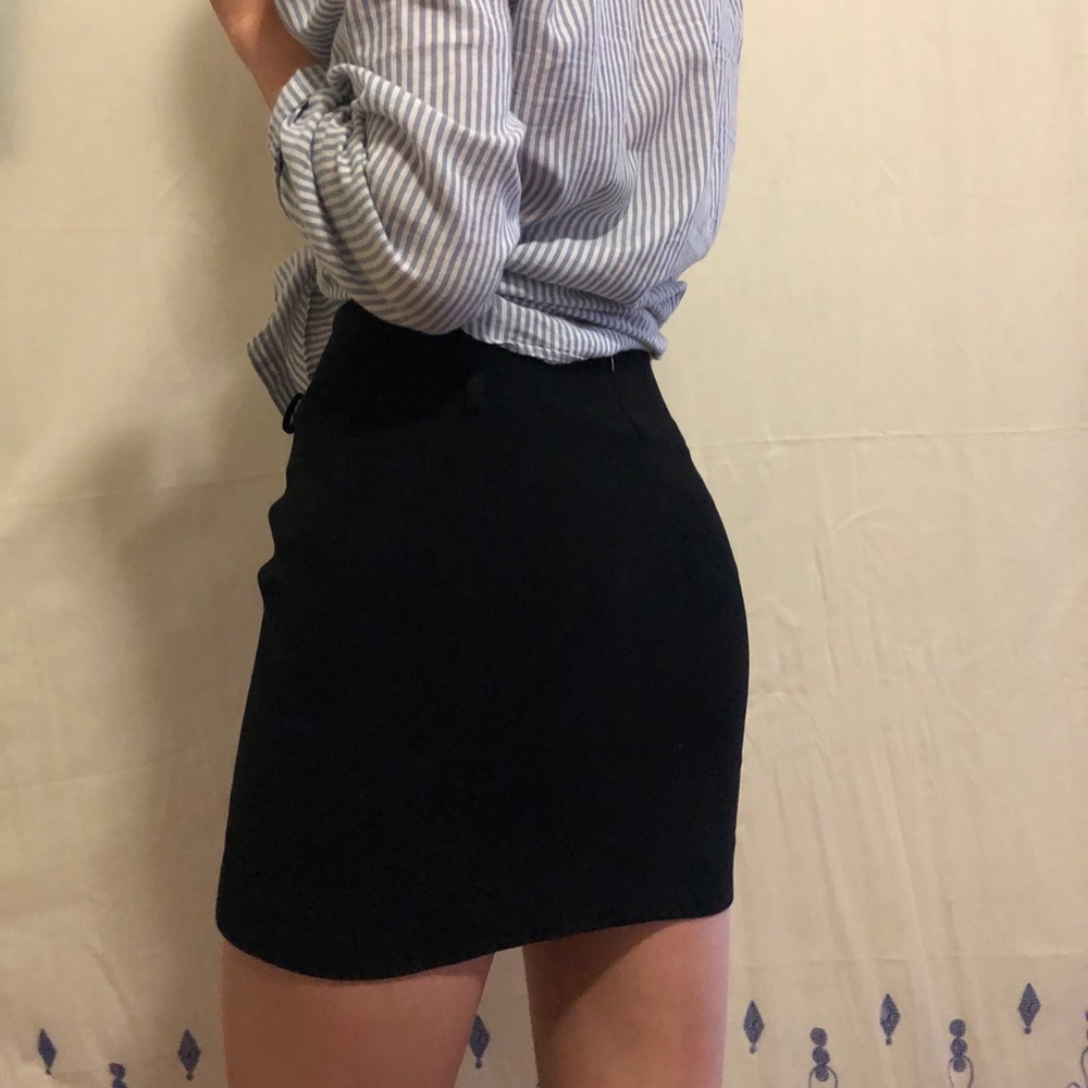 SHOP CLOSING Black Mini Skirt